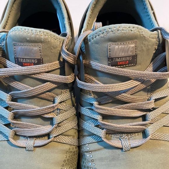 Nike Free TR Shield Dark Stucco Women Running Shoes - Picture 2 of 9